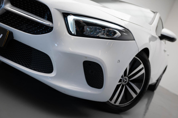 Mercedes-Benz A-Klasse 180 Business Solution |WideScreen|LED|Camera|