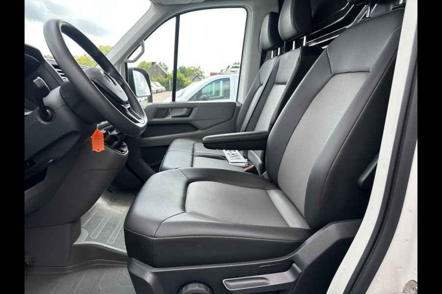 Volkswagen Crafter 35 2.0 TDI L4H3*A/C*CRUISE*HAAK*CAM*CARPLAY*3PERS*