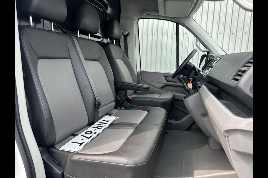 Volkswagen Crafter 35 2.0 TDI L4H3*A/C*CRUISE*HAAK*CAM*CARPLAY*3PERS*