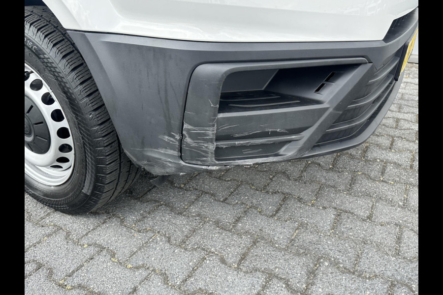Volkswagen Crafter 35 2.0 TDI L4H3*A/C*CRUISE*HAAK*CAM*CARPLAY*3PERS*