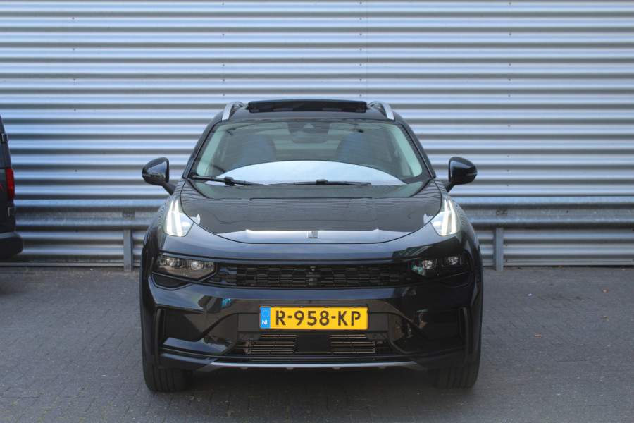 Lynk & Co 01 BLACK EDITION 1.5 PHEV 262pk Automaat NL-Auto NAP BTW Clima Cruise Navi 360 Camera Panoramadak 20"LMV El. Klep
