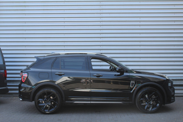 Lynk & Co 01 BLACK EDITION 1.5 PHEV 262pk Automaat NL-Auto NAP BTW Clima Cruise Navi 360 Camera Panoramadak 20"LMV El. Klep
