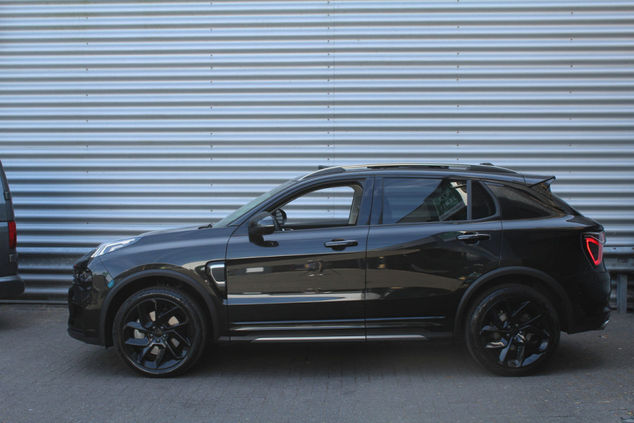 Lynk & Co 01 BLACK EDITION 1.5 PHEV 262pk Automaat NL-Auto NAP BTW Clima Cruise Navi 360 Camera Panoramadak 20"LMV El. Klep