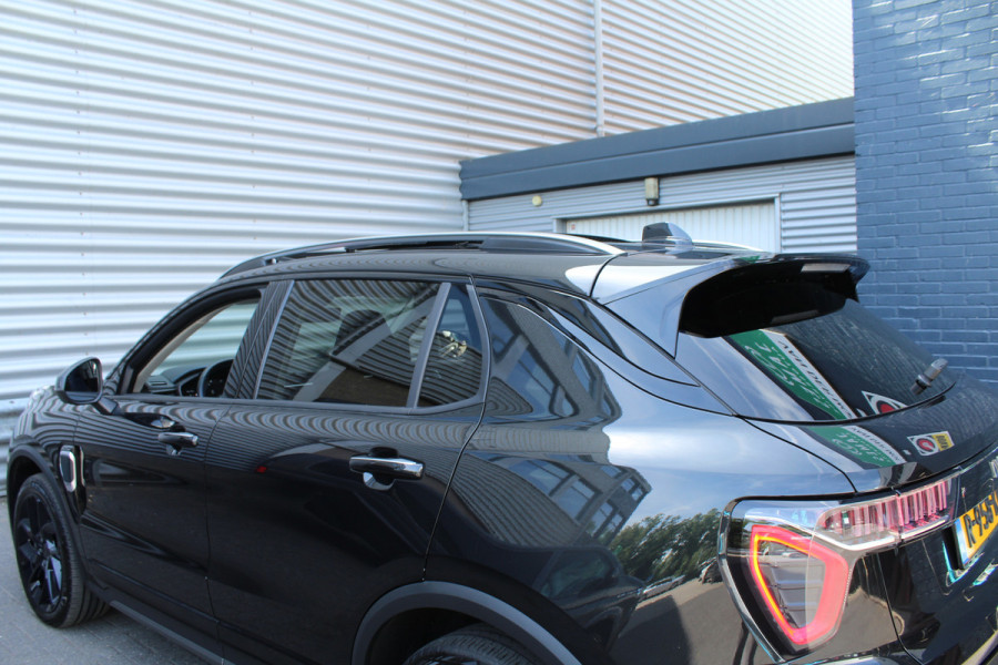 Lynk & Co 01 BLACK EDITION 1.5 PHEV 262pk Automaat NL-Auto NAP BTW Clima Cruise Navi 360 Camera Panoramadak 20"LMV El. Klep