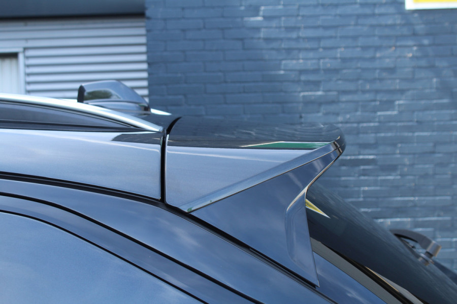 Lynk & Co 01 BLACK EDITION 1.5 PHEV 262pk Automaat NL-Auto NAP BTW Clima Cruise Navi 360 Camera Panoramadak 20"LMV El. Klep