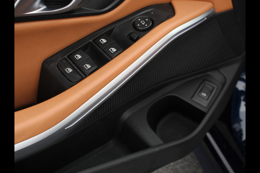 BMW 3 Serie Touring 318i High Executive Edition Leder Navigatie Apple Carplay/Android Auto Camera Parkeersensoren Virtual Cockpit Stoelverwarming Cruise Control Ledverlichting Getinte ramen Climate Control