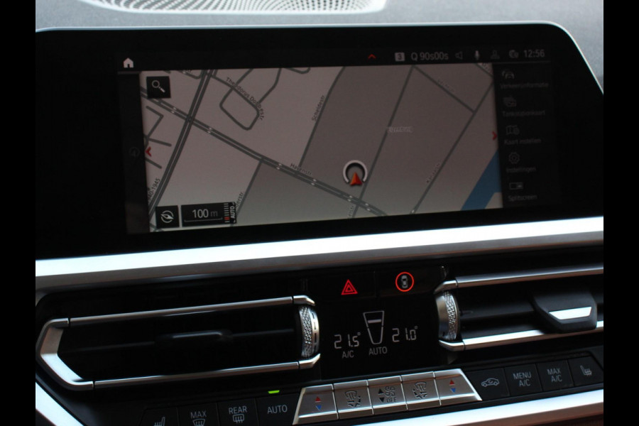 BMW 3 Serie Touring 318i High Executive Edition Leder Navigatie Apple Carplay/Android Auto Camera Parkeersensoren Virtual Cockpit Stoelverwarming Cruise Control Ledverlichting Getinte ramen Climate Control