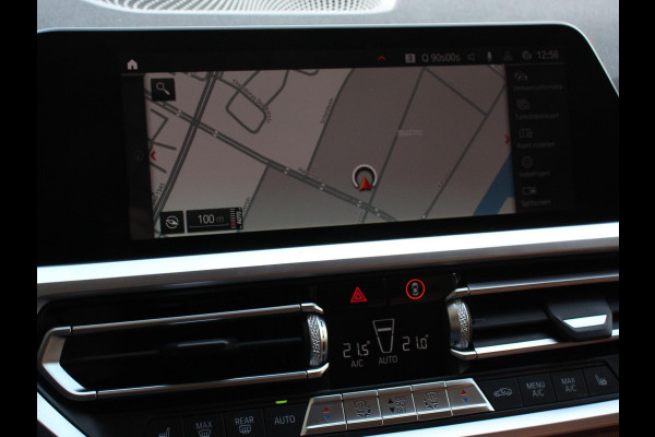 BMW 3 Serie Touring 318i High Executive Edition Leder Navigatie Apple Carplay/Android Auto Camera Parkeersensoren Virtual Cockpit Stoelverwarming Cruise Control Ledverlichting Getinte ramen Climate Control