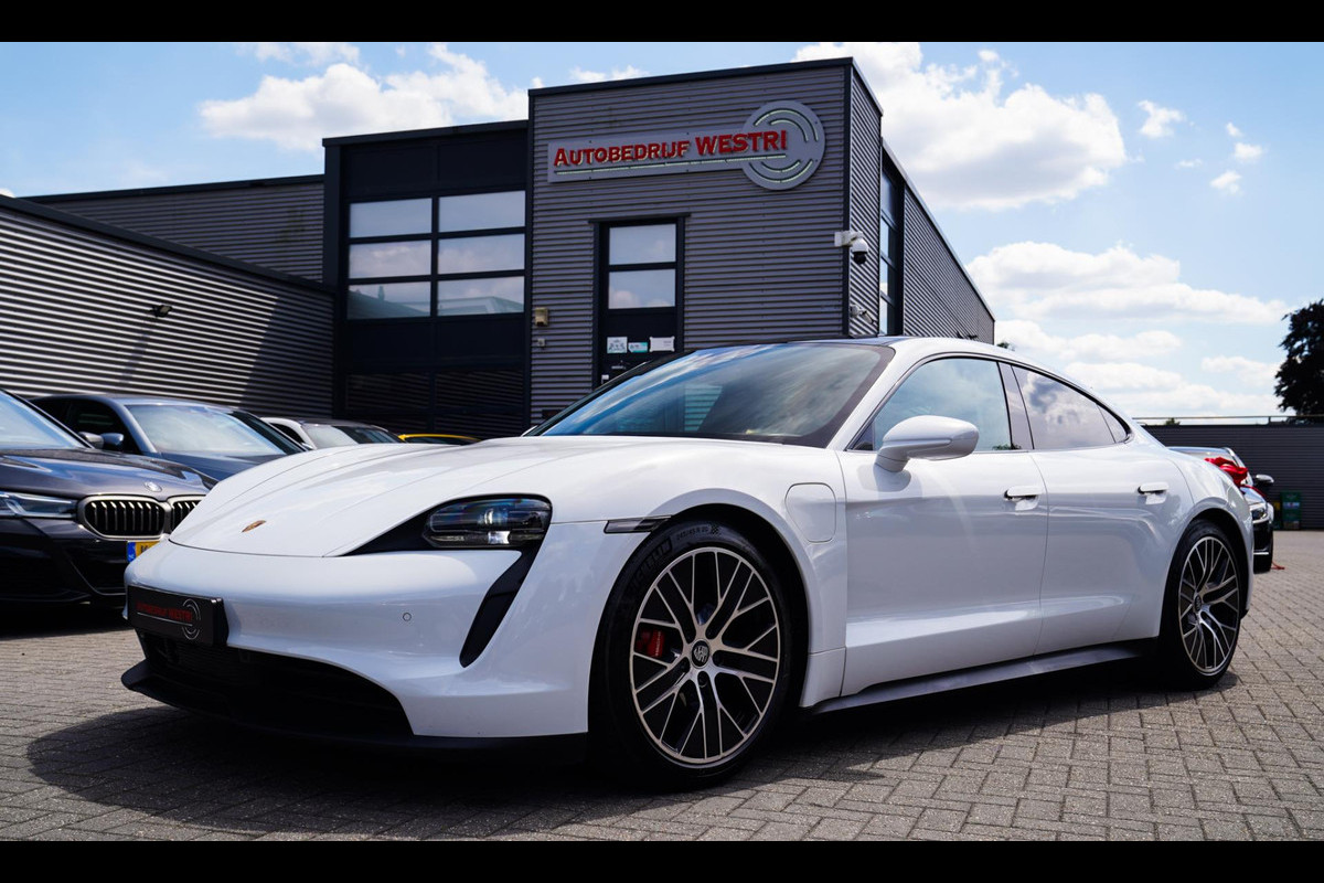 Porsche Taycan 4S Performance 84 kWh | InnoDrive | Bose Sound | Panorama | Warmtepomp | Dual Schermen voor | Stoel+stuurverwarming Porsche Taycan 4S Performance 84 kWh | InnoDrive | Bose Sound | Panorama | Warmtepomp | Dual Schermen voor | Stoel+stuurverwarming