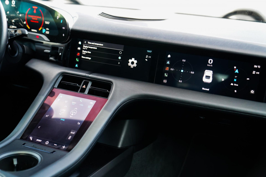 Porsche Taycan 4S Performance 84 kWh | InnoDrive | Bose Sound | Panorama | Warmtepomp | Dual Schermen voor | Stoel+stuurverwarming