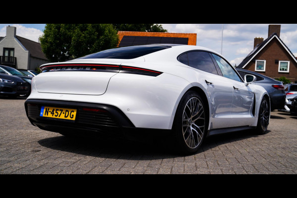 Porsche Taycan 4S Performance 84 kWh | InnoDrive | Bose Sound | Panorama | Warmtepomp | Dual Schermen voor | Stoel+stuurverwarming