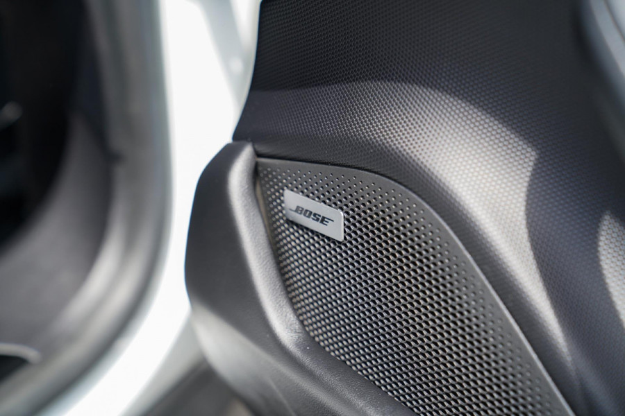 Porsche Taycan 4S Performance 84 kWh | InnoDrive | Bose Sound | Panorama | Warmtepomp | Dual Schermen voor | Stoel+stuurverwarming