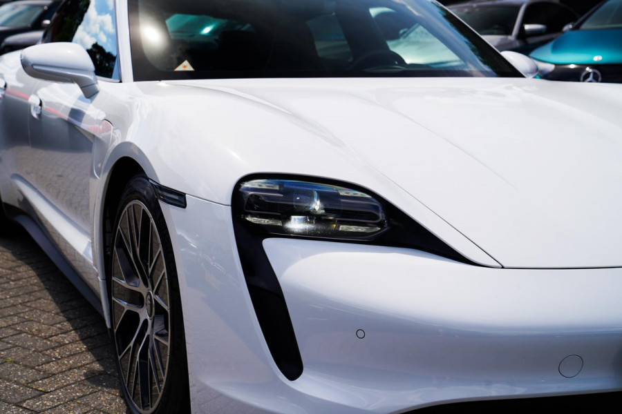 Porsche Taycan 4S Performance 84 kWh | InnoDrive | Bose Sound | Panorama | Warmtepomp | Dual Schermen voor | Stoel+stuurverwarming