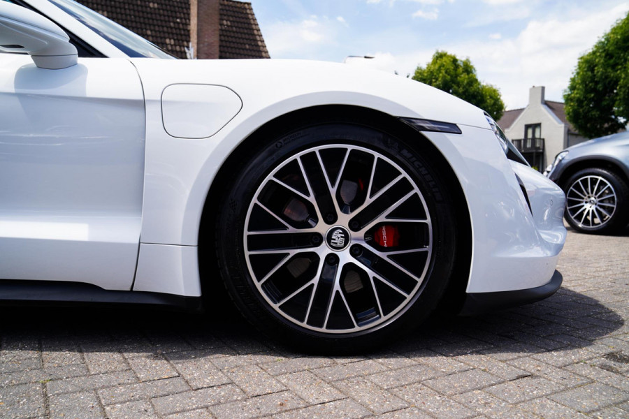 Porsche Taycan 4S Performance 84 kWh | InnoDrive | Bose Sound | Panorama | Warmtepomp | Dual Schermen voor | Stoel+stuurverwarming
