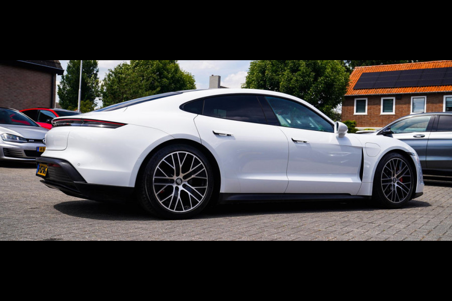 Porsche Taycan 4S Performance 84 kWh | InnoDrive | Bose Sound | Panorama | Warmtepomp | Dual Schermen voor | Stoel+stuurverwarming