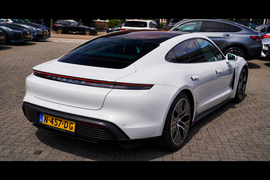 Porsche Taycan 4S Performance 84 kWh | InnoDrive | Bose Sound | Panorama | Warmtepomp | Dual Schermen voor | Stoel+stuurverwarming
