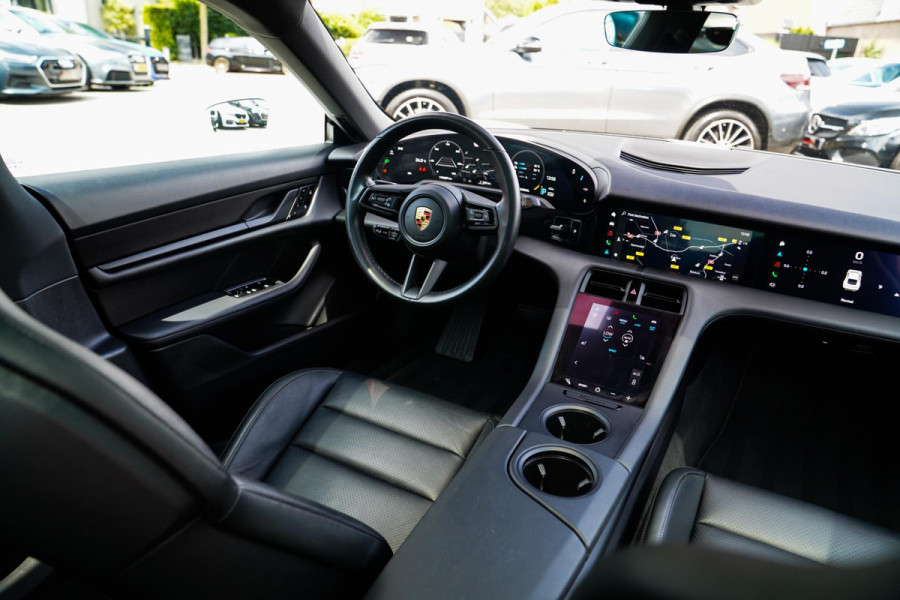 Porsche Taycan 4S Performance 84 kWh | InnoDrive | Bose Sound | Panorama | Warmtepomp | Dual Schermen voor | Stoel+stuurverwarming