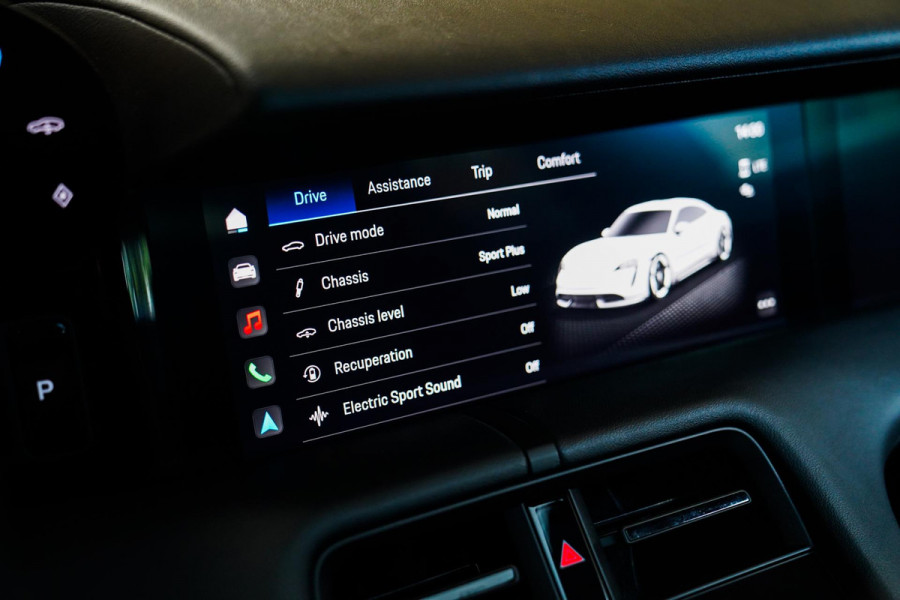 Porsche Taycan 4S Performance 84 kWh | InnoDrive | Bose Sound | Panorama | Warmtepomp | Dual Schermen voor | Stoel+stuurverwarming