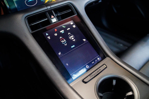 Porsche Taycan 4S Performance 84 kWh | InnoDrive | Bose Sound | Panorama | Warmtepomp | Dual Schermen voor | Stoel+stuurverwarming