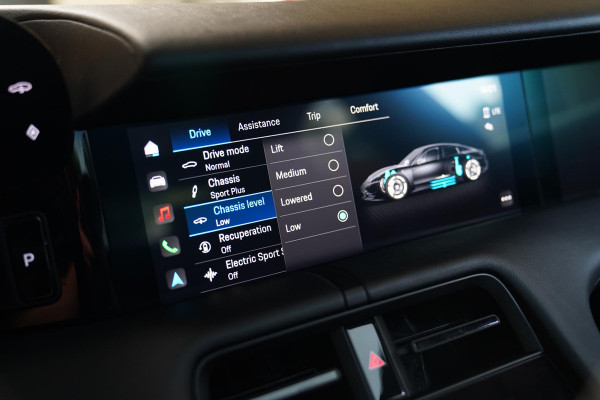 Porsche Taycan 4S Performance 84 kWh | InnoDrive | Bose Sound | Panorama | Warmtepomp | Dual Schermen voor | Stoel+stuurverwarming