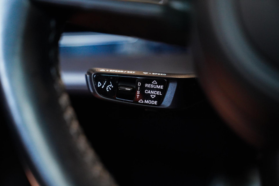 Porsche Taycan 4S Performance 84 kWh | InnoDrive | Bose Sound | Panorama | Warmtepomp | Dual Schermen voor | Stoel+stuurverwarming