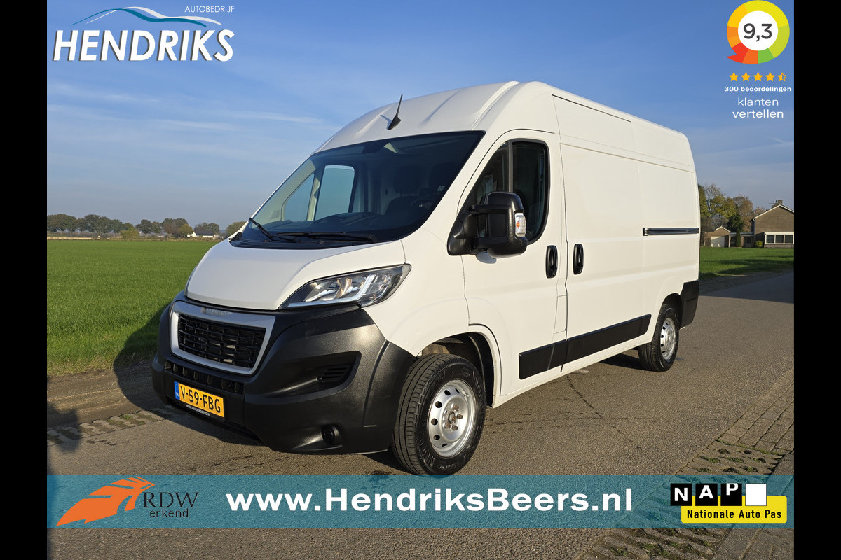 Peugeot Boxer 335 2.2 BlueHDi L2 H2 - Euro 6 - 140 Pk - ParkeerCamera - Airco - Cruise Control Peugeot Boxer 335 2.2 BlueHDi L2 H2 - Euro 6 - 140 Pk - ParkeerCamera - Airco - Cruise Control