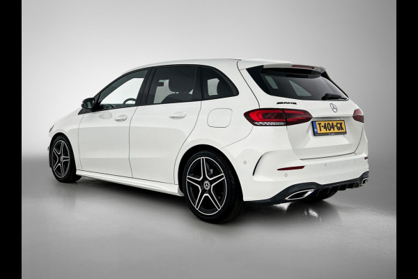 Mercedes-Benz B-Klasse 180 Business Solution AMG | Lichtmetalen velgen | Night pack \ Navigatie MBUX wide screen | Parking support | Inclusief 12 Maanden Garantie
