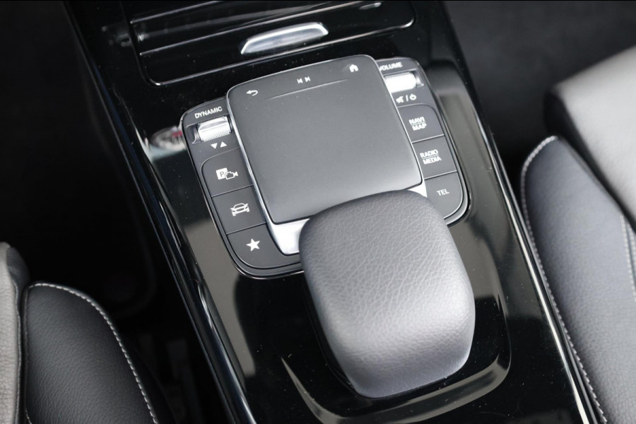 Mercedes-Benz A-Klasse 250 e AMG Line LED/SFEER/PANORAMADAK/LEER+S.VERWARMING+MEMORY/19"LMV/360 CAM/LINE/ACC/ECC/12 MDN GARANTIE!