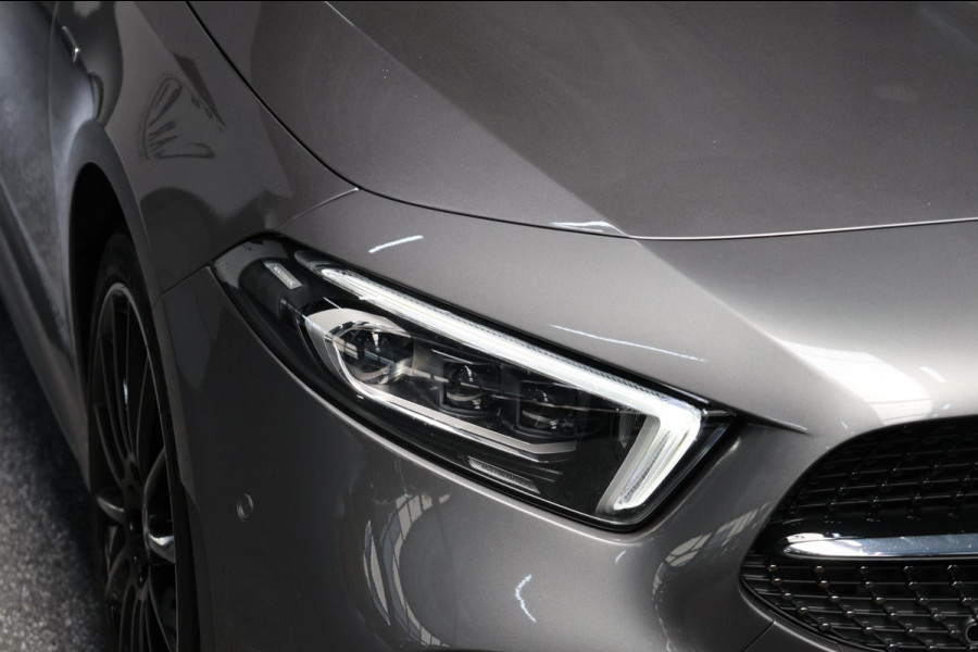 Mercedes-Benz A-Klasse 250 e AMG Line LED/SFEER/PANORAMADAK/LEER+S.VERWARMING+MEMORY/19"LMV/360 CAM/LINE/ACC/ECC/12 MDN GARANTIE!