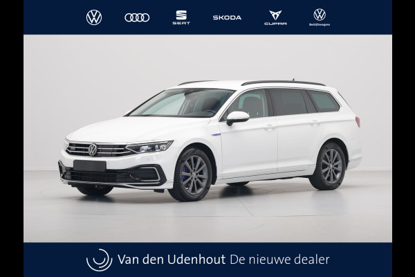 Volkswagen Passat Variant 1.4 TSI 218pk PHEV GTE Navigatie iQ Light Side Assist Camera