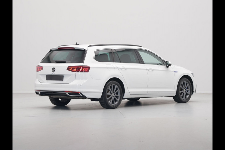 Volkswagen Passat Variant 1.4 TSI 218pk PHEV GTE Navigatie iQ Light Side Assist Camera