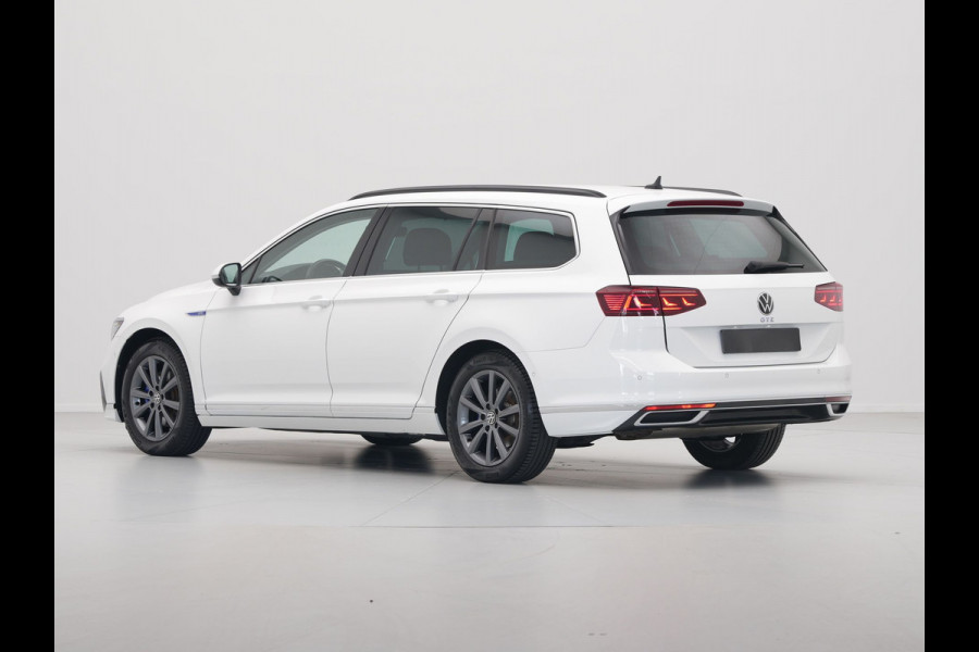 Volkswagen Passat Variant 1.4 TSI 218pk PHEV GTE Navigatie iQ Light Side Assist Camera