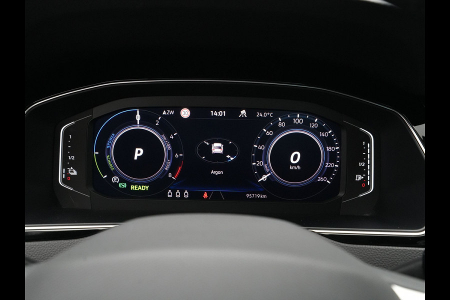 Volkswagen Passat Variant 1.4 TSI 218pk PHEV GTE Navigatie iQ Light Side Assist Camera