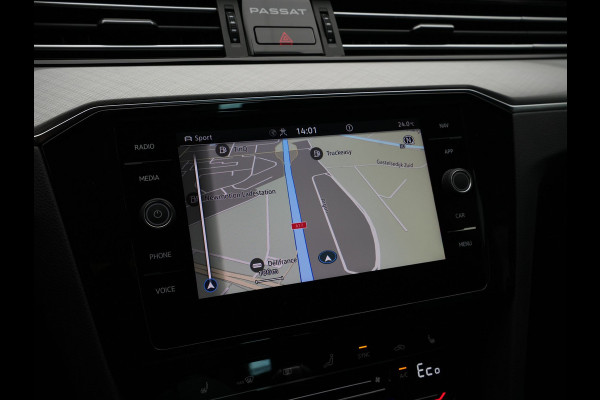 Volkswagen Passat Variant 1.4 TSI 218pk PHEV GTE Navigatie iQ Light Side Assist Camera