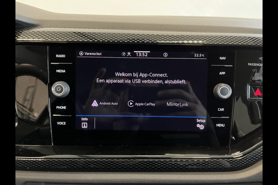 Volkswagen Polo 1.0 TSI Life Business Airco ECC Navi Carplay Adaptive Cruise Control Full LED