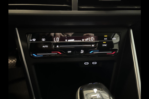 Volkswagen Polo 1.0 TSI Life Business Airco ECC Navi Carplay Adaptive Cruise Control Full LED