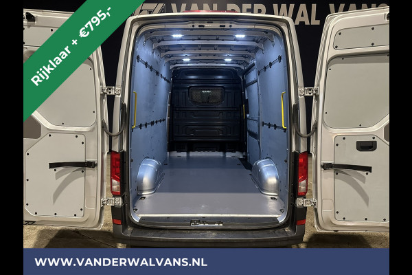 Volkswagen Crafter 2.0 TDI 140pk L3H3 L2H2 Euro6 RIJKLAAR Airco | Navigatie | Apple Carplay | Android Auto | Cruisecontrol Bijrijdersbank, 3000kg trekvermogen, zilver
