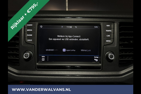 Volkswagen Crafter 2.0 TDI 140pk L3H3 L2H2 Euro6 RIJKLAAR Airco | Navigatie | Apple Carplay | Android Auto | Cruisecontrol Bijrijdersbank, 3000kg trekvermogen, zilver