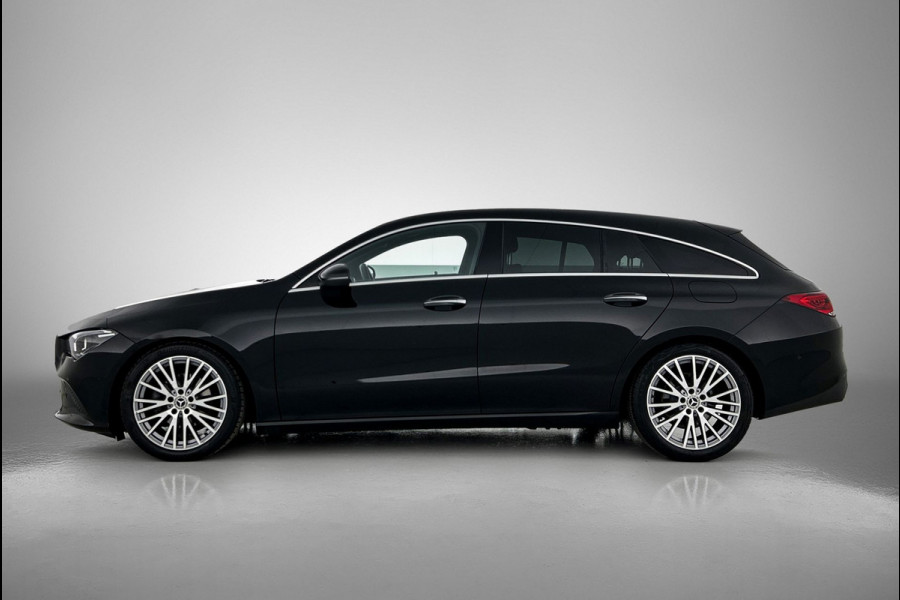 Mercedes-Benz CLA-Klasse Shooting Brake 180 Business Solution Luxury (SFEERVERLICHTING, TREKHAAK AFNEEMBAAR, CAMERA, 1e EIGENAAR)