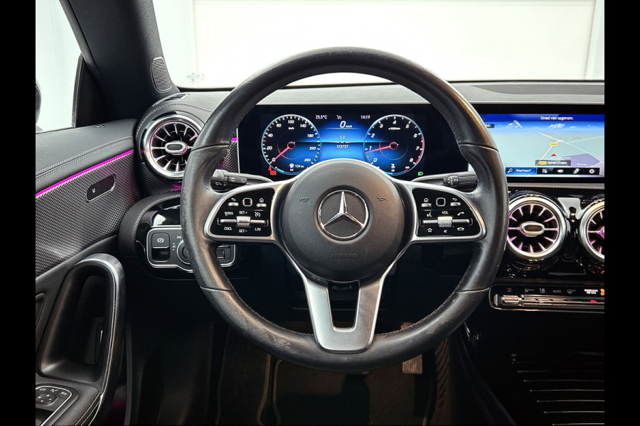 Mercedes-Benz CLA-Klasse Shooting Brake 180 Business Solution Luxury (SFEERVERLICHTING, TREKHAAK AFNEEMBAAR, CAMERA, 1e EIGENAAR)