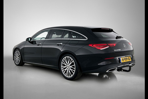 Mercedes-Benz CLA-Klasse Shooting Brake 180 Business Solution Luxury (SFEERVERLICHTING, TREKHAAK AFNEEMBAAR, CAMERA, 1e EIGENAAR)