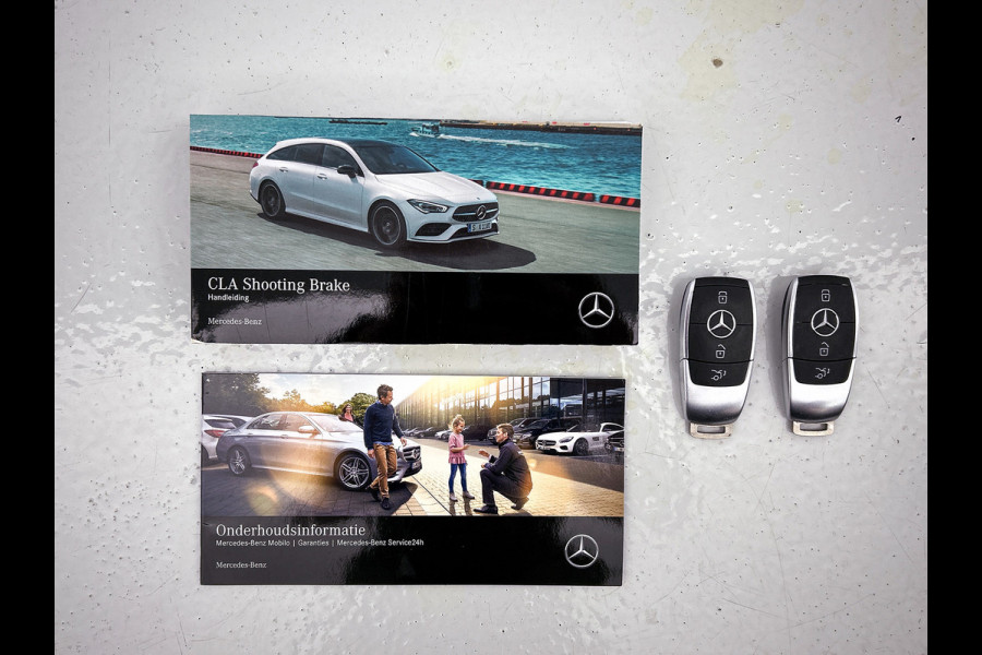 Mercedes-Benz CLA-Klasse Shooting Brake 180 Business Solution Luxury (SFEERVERLICHTING, TREKHAAK AFNEEMBAAR, CAMERA, 1e EIGENAAR)