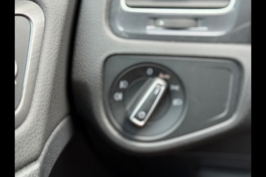 Volkswagen GOLF Variant 1.5 TSI Comfortline Business DSG l ACC l DAB+ Apple Carplay l Climate l Navi l Alcantara l