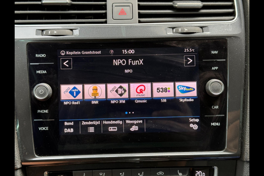 Volkswagen GOLF Variant 1.5 TSI Comfortline Business DSG l ACC l DAB+ Apple Carplay l Climate l Navi l Alcantara l