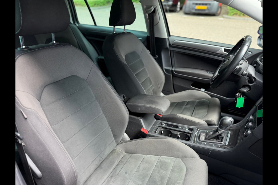 Volkswagen GOLF Variant 1.5 TSI Comfortline Business DSG l ACC l DAB+ Apple Carplay l Climate l Navi l Alcantara l