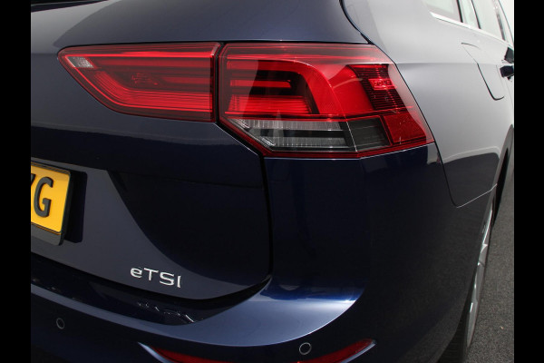 Volkswagen GOLF Variant 1.5 eTSI 150pk DSG Style | Navigatie | Climate Control | Camera | Parkeer Sensoren | Adaptive Cruise control | Achterklep electrisch bedienbaar | Stoelverwarming