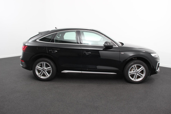 Audi Q5 Sportback 50 TFSI e S Edition S-Tronic Plug in Hybrid | Navigatie | Climate Control | Camera | Adaptive Cruise Control | Elektrische Achterklep | Led Matrix | Stoelverwarming |