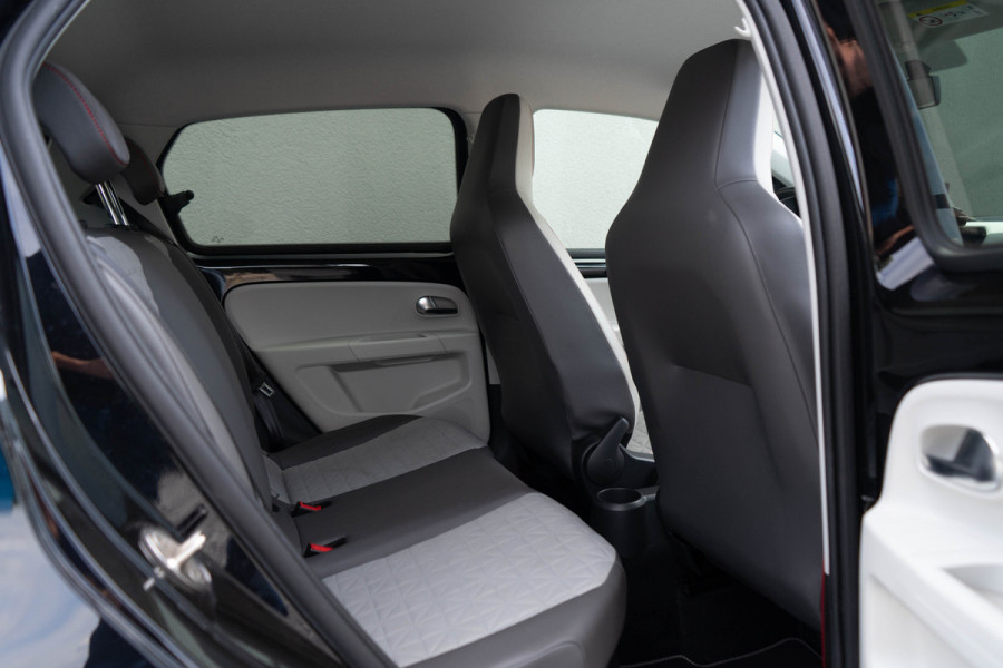 Volkswagen up! 1.0 BMT high up!/ Beats Audio