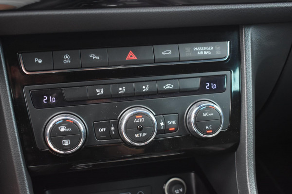 Seat Ateca 1.5 TSI FR | PANORAMADAK | VIRTUAL COCKPIT | DEALER ONDERHOUDEN | BEATS AUDIO | STOELVERWARMING | NAP