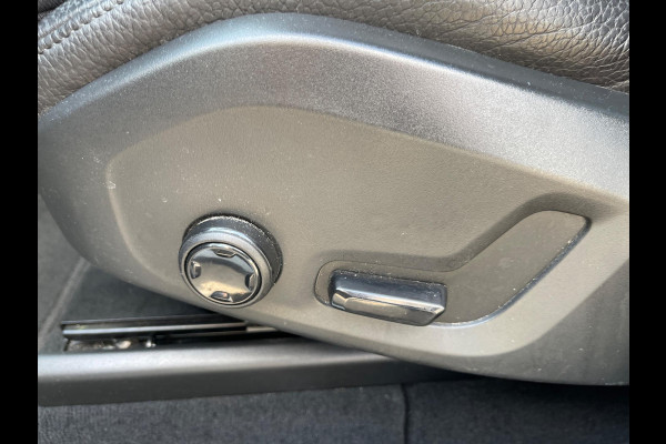 Volvo XC60 2.0 D4 190PK MOMENTUM-PRO 360'"CAMERA LEER NAVI LED XENON